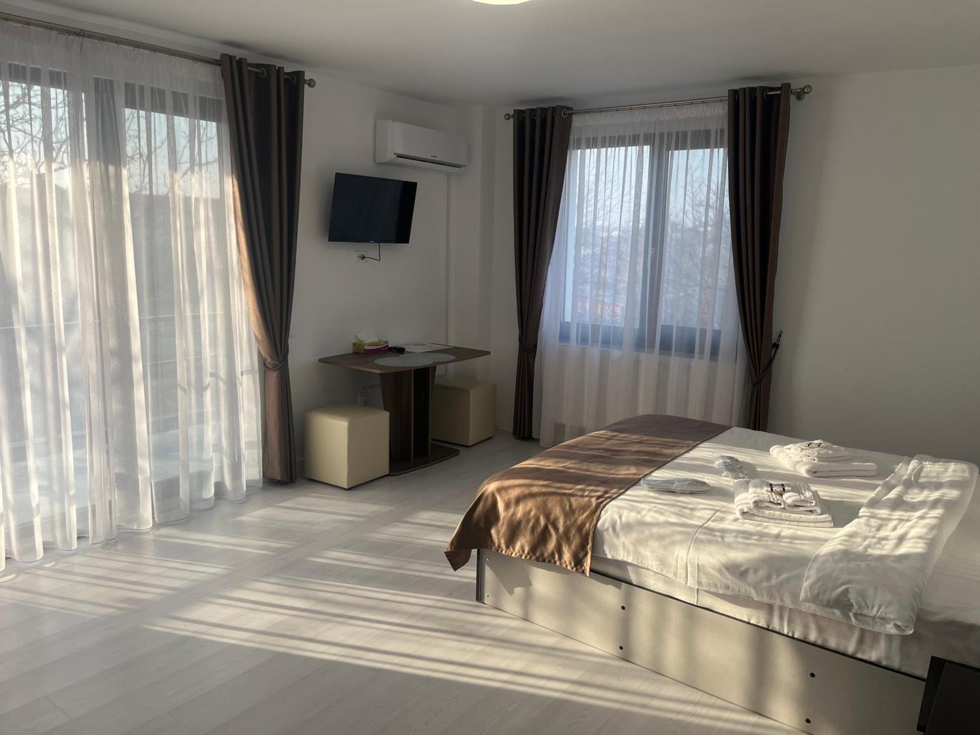 Hotel Palas Grand View Iasi Ngoại thất bức ảnh