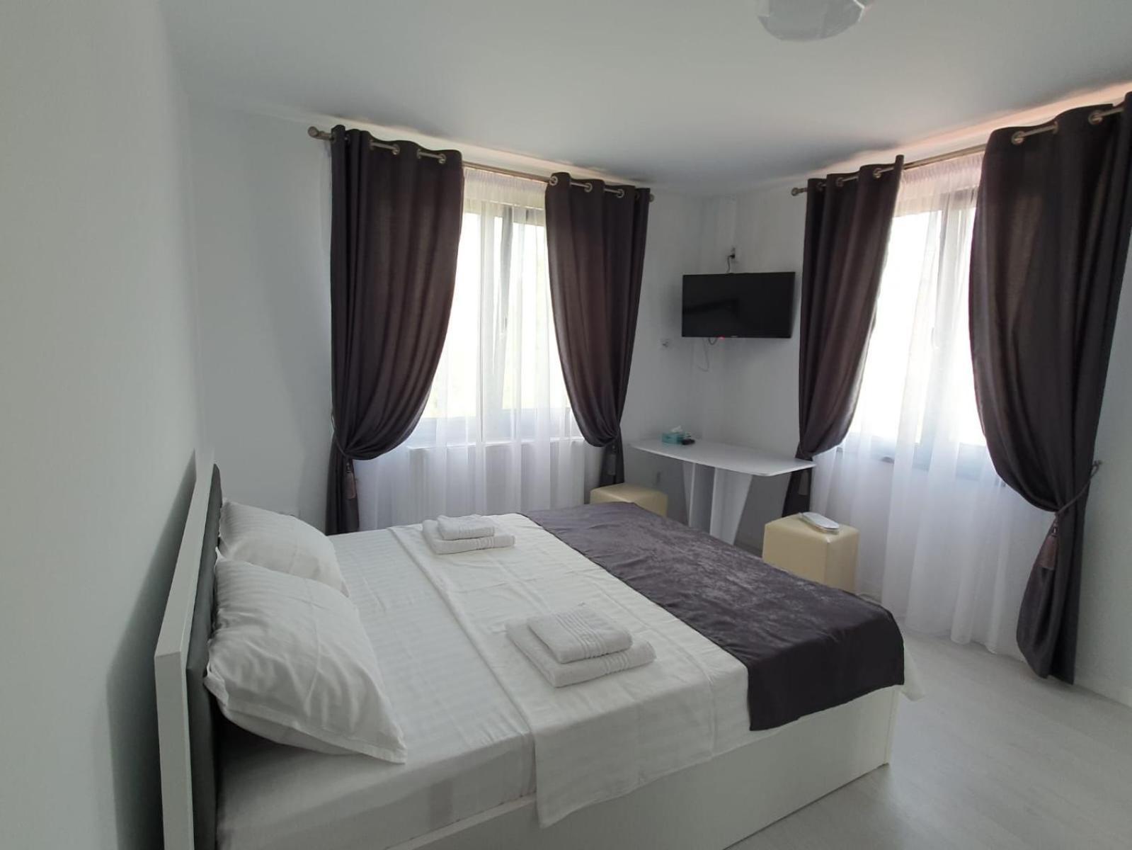 Hotel Palas Grand View Iasi Ngoại thất bức ảnh