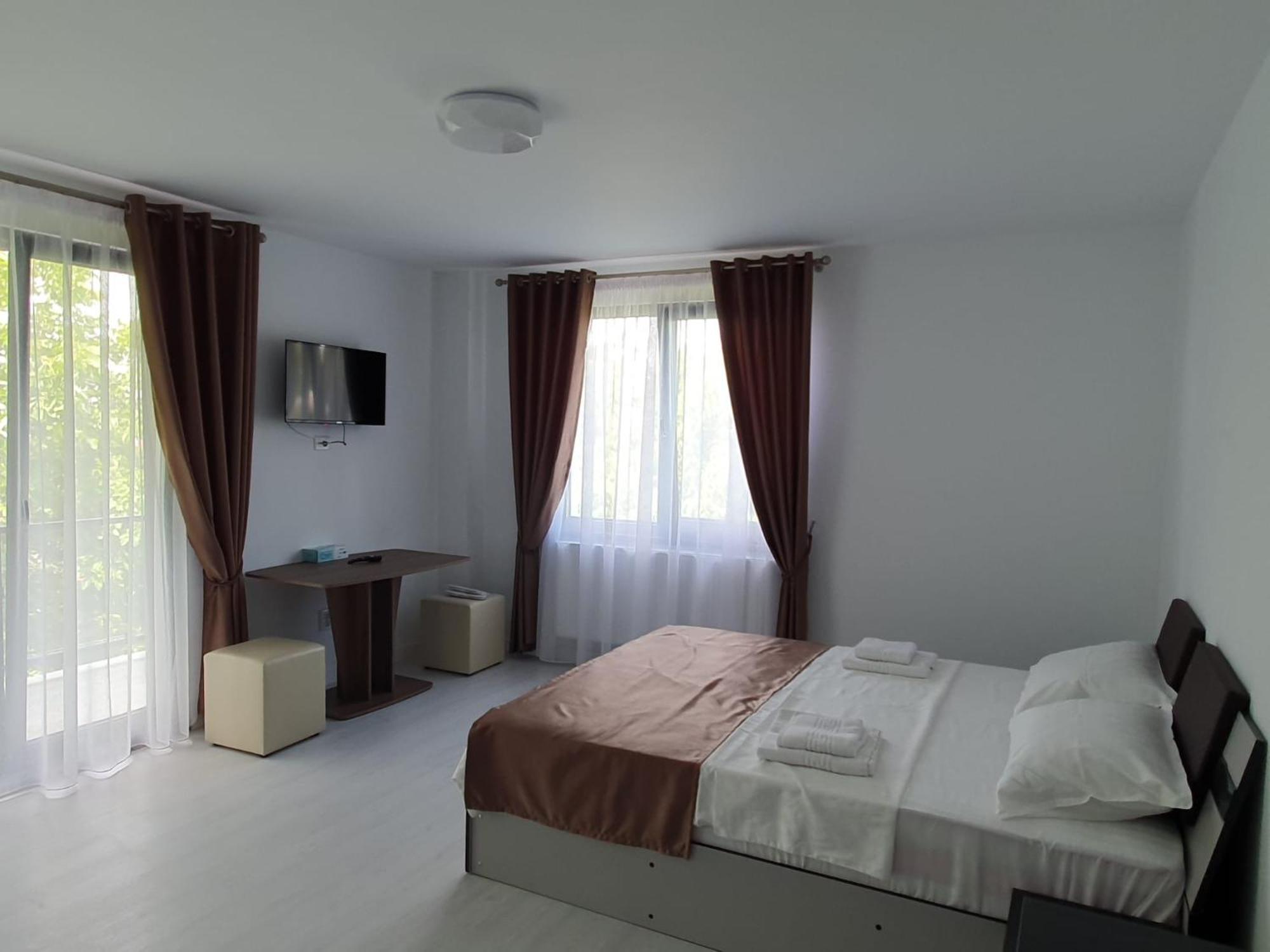Hotel Palas Grand View Iasi Ngoại thất bức ảnh